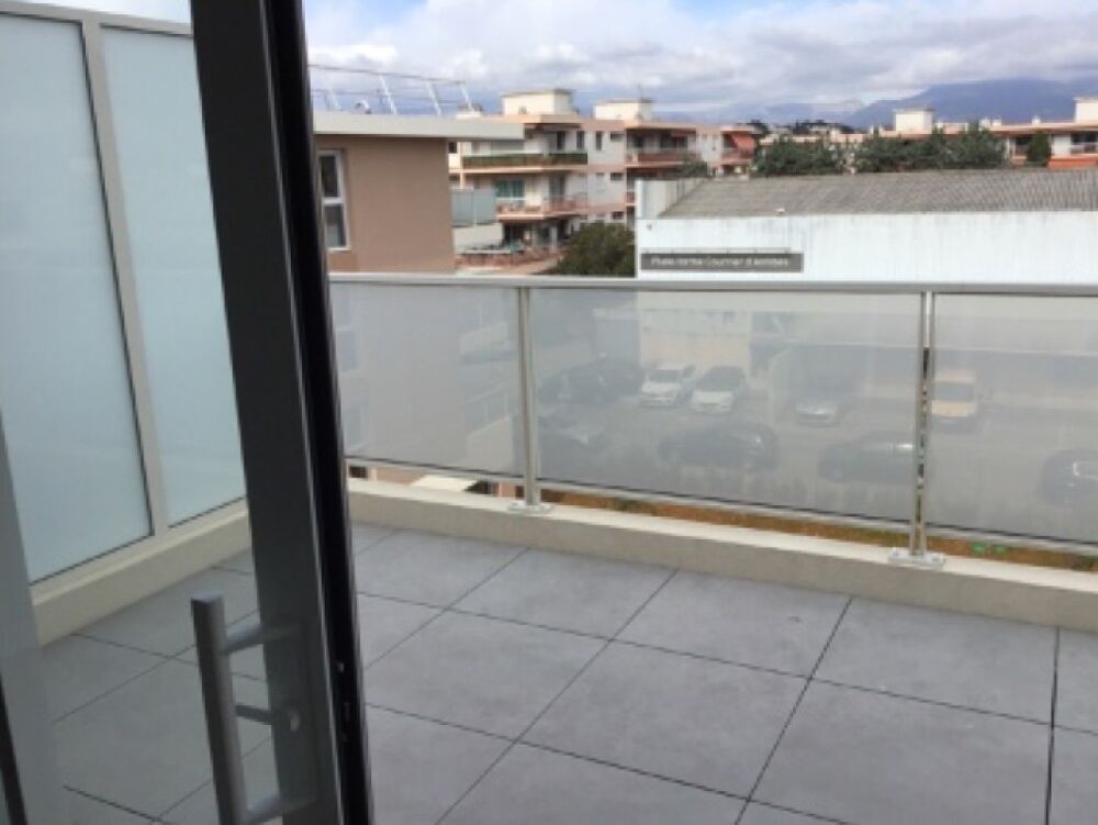 Location Appartement T1 avec terrasse à ANTIBES Antibes