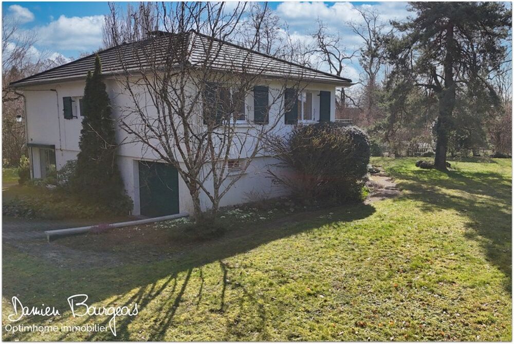 Propriété de caractère sur parcelle arborée de 2006 m²  Saint-Genis-Pouilly