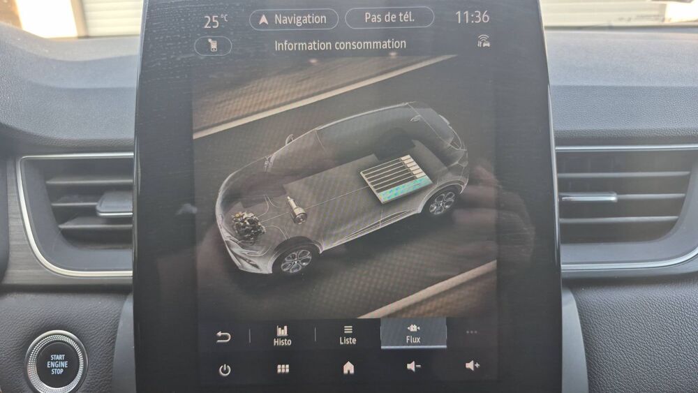 Captur 1.6 E-Tech Plug-in 160 EDC6 Initiale Paris 2020 occasion 89360 Percey