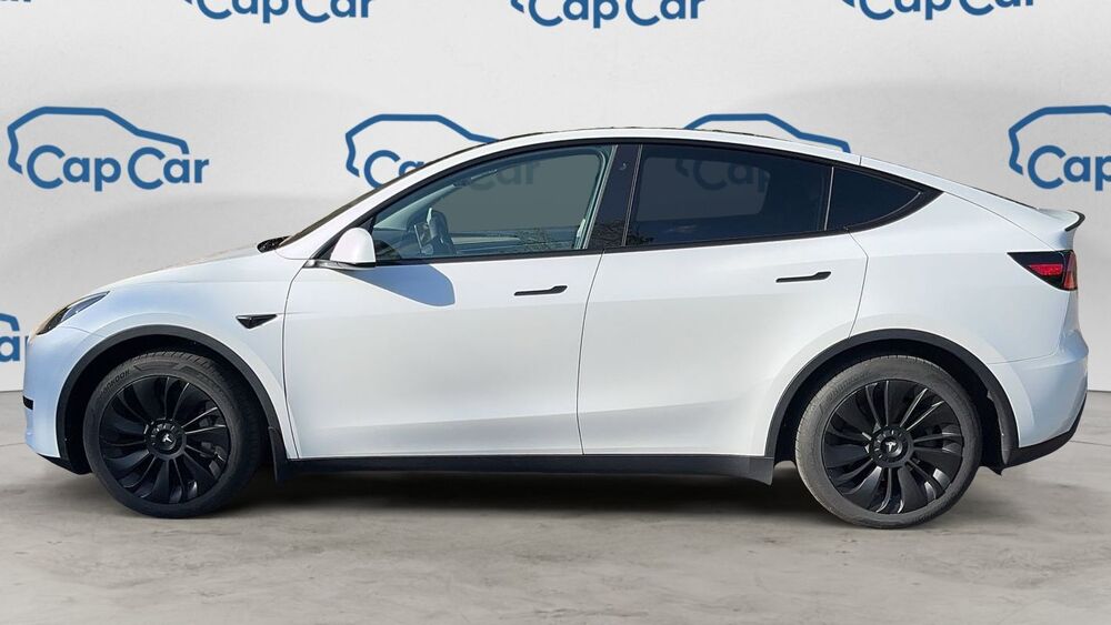 Model Y 300 cv Premium - Premi&egrave;re main Garantie constructeur 2023 occasion 72000 Le Mans