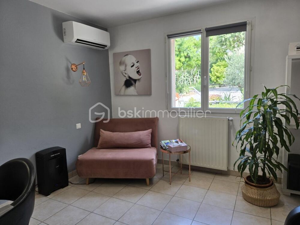 à vendre  Propriété/château Antibes (06600)