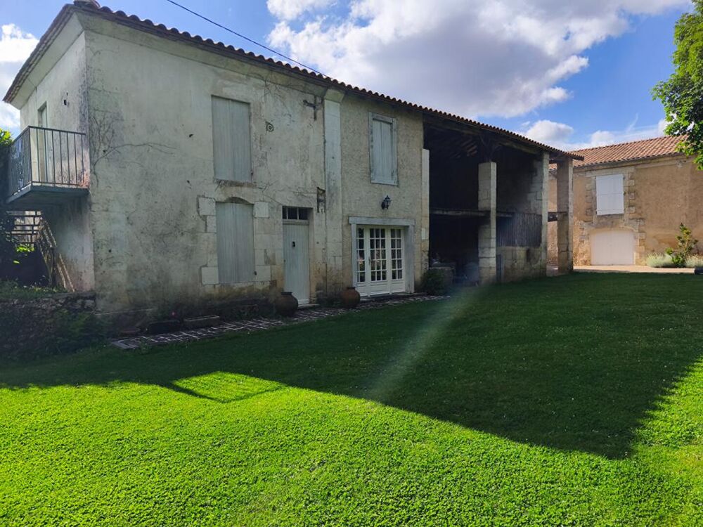 Vente Maison Très bel ensemble en pierre, maison d'habitation, gîte indépendant, granges, dépendances, piscine, parc clôt arboré Riberac