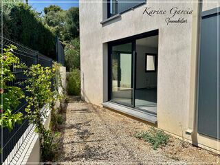 Vente Appartement SIX FOURS LES PLAGES - CONSTRUCTION RECENTE - APPARTEMENT DE TYPE 3 -  68 m2 - TERRAIN 54 M² - PARKING EN SOUS SOL Six fours les plages