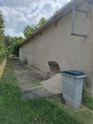  Parking / Garage  vendre 4 pices 104 m