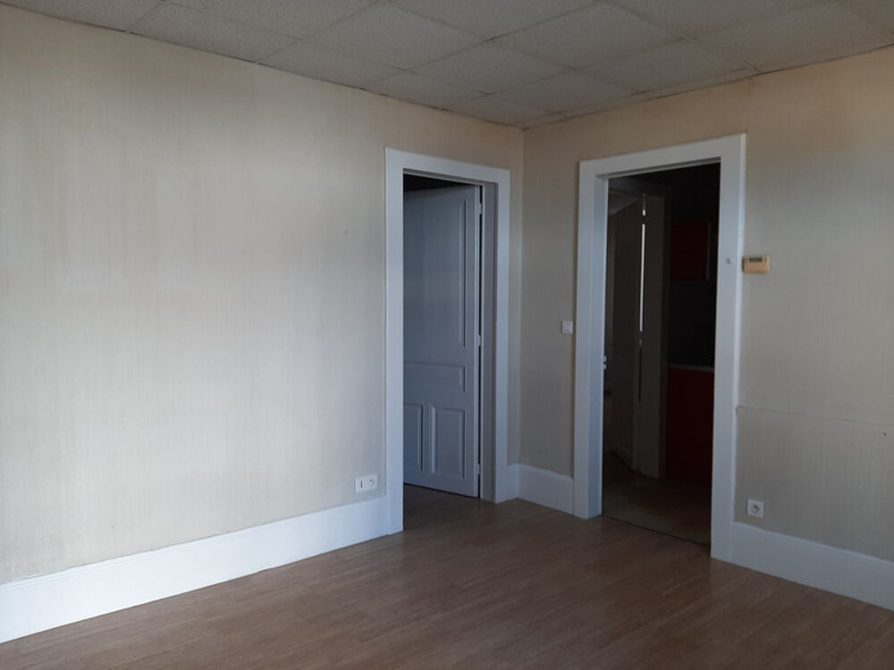 MAGNIFIQUE MAISON EN PIERRE DIVISÉE EN 3 APPARTEMENTS