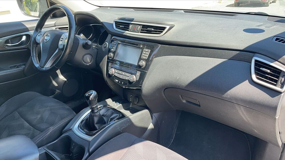 X-Trail III 1.6 DCI 130 5PL N-Connecta - Toit ouvrant 2016 occasion 49400 Saumur