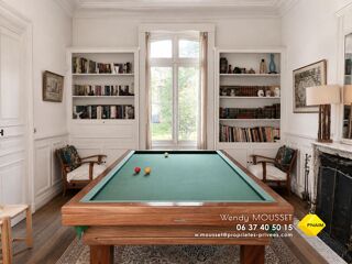  Villa à vendre 15 + pièces 398 m²