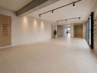  Immeuble à vendre 1 pièce 57 m²