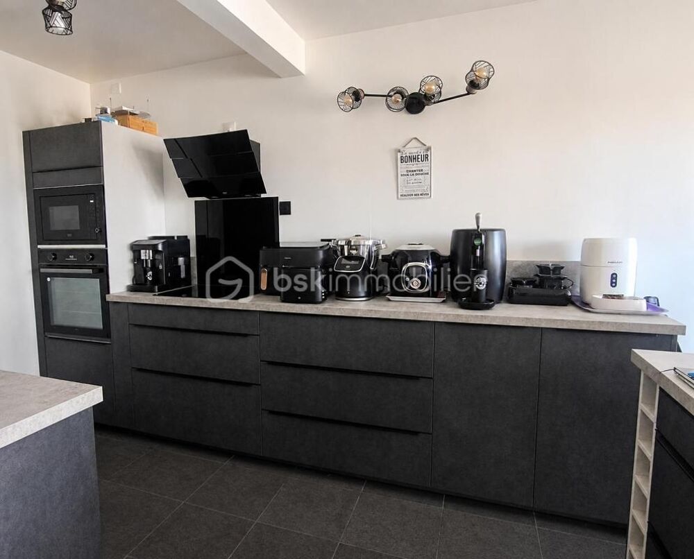 Vente Appartement T4 COUP DE CŒUR – LUMINEUX, 2 BALCONS ET PARKING PRIVATIF Le havre