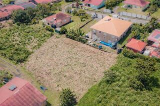  Terrain à vendre 832 m²