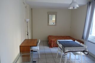  Appartement à louer 1 pièce 23 m²