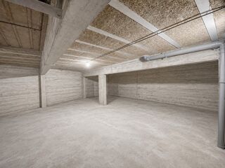  Parking / Garage à vendre 1 pièce 75 m² Sete