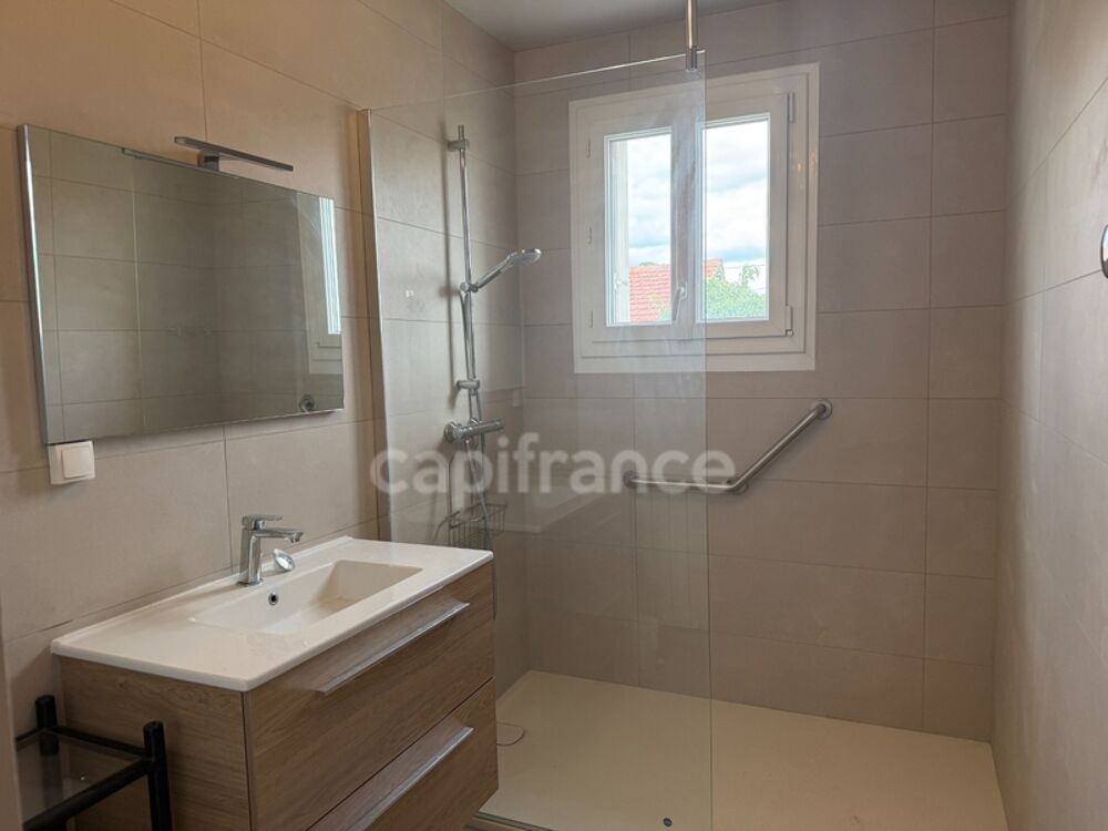 Maison à vendre 7 pièces APPOIGNY (89) de 119 m2 sur sous-sol 4 chambres plus bureau 3 Garages Cave Terrain