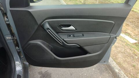 Duster 1.3 TCe 130 Expression - Premi&egrave;re main Entretien constructeu 2023 occasion 35000 Rennes