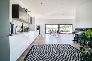  Maison � vendre 4 pi�ces 166 m�