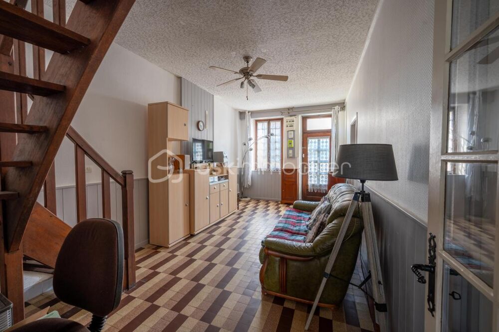 VALENÇAY  MAISON 3 CHAMBRES AVEC JARDIN ET GARAGE