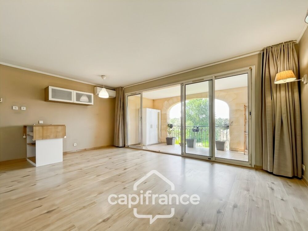 Domaine et golf de Pont Royal appartement climatisé résidence du lac de 43 m2 , vue lac , terrasse loggia exposition sud , pla