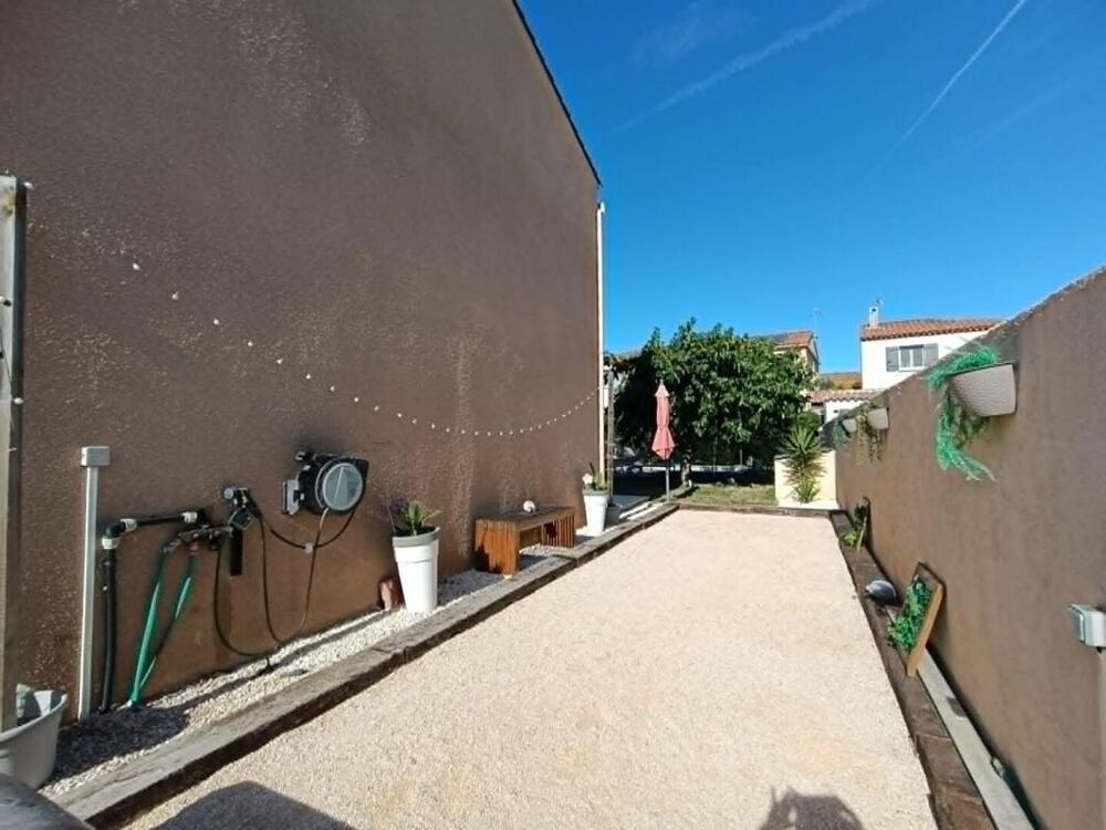 Maison Istres 6 pièce(s) 95 m2 PISCINE JARDIN ET GARAGE