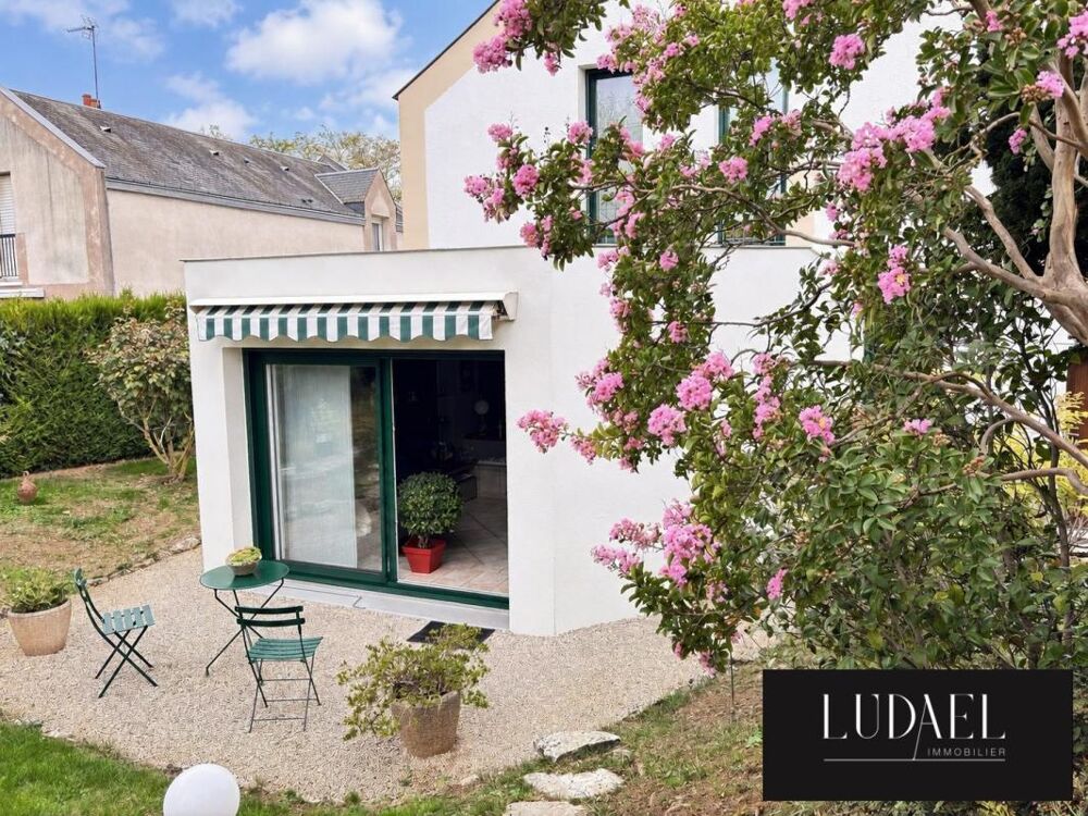 Vente Maison Maison familiale de 136 m² avec jardin paysager et double garag Blois