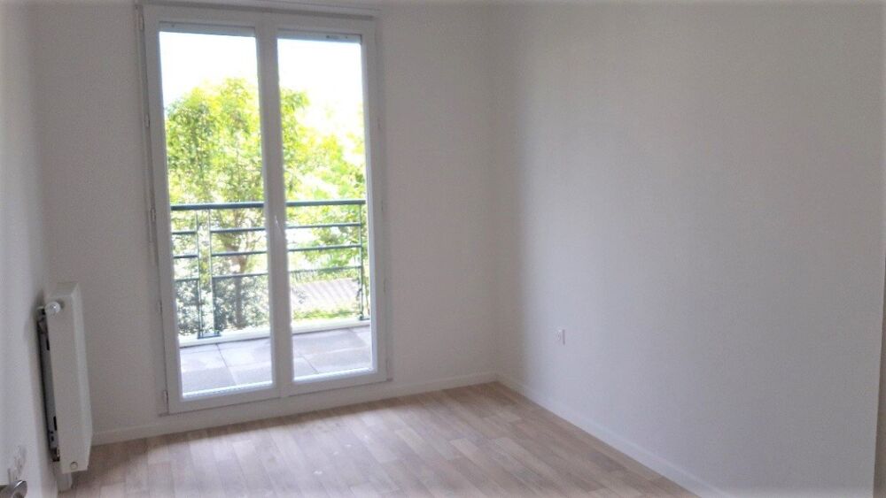 Location Appartement Appartement T3 avec terrasse et parking privatif à Corbeil-Essonnes Corbeil essonnes