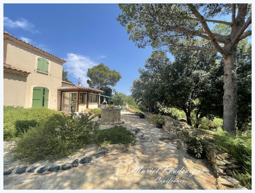 Maison 8 pièces 142 m² · à Uchaux · 142 m² · 470 000 €