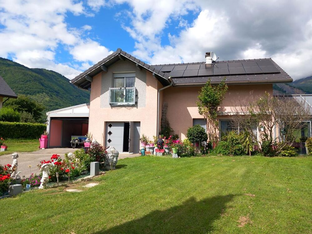 Vente Maison Maison  6 pièce(s) 179 m2 Saint avre