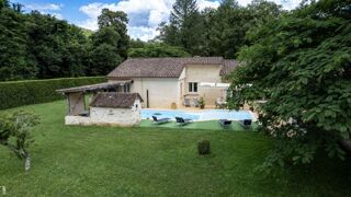  Maison  vendre 6 pices 210 m