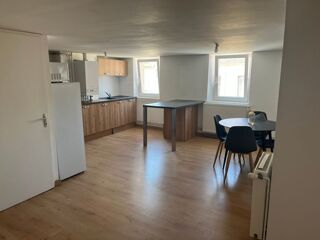  Appartement à louer 3 pièces 65 m²