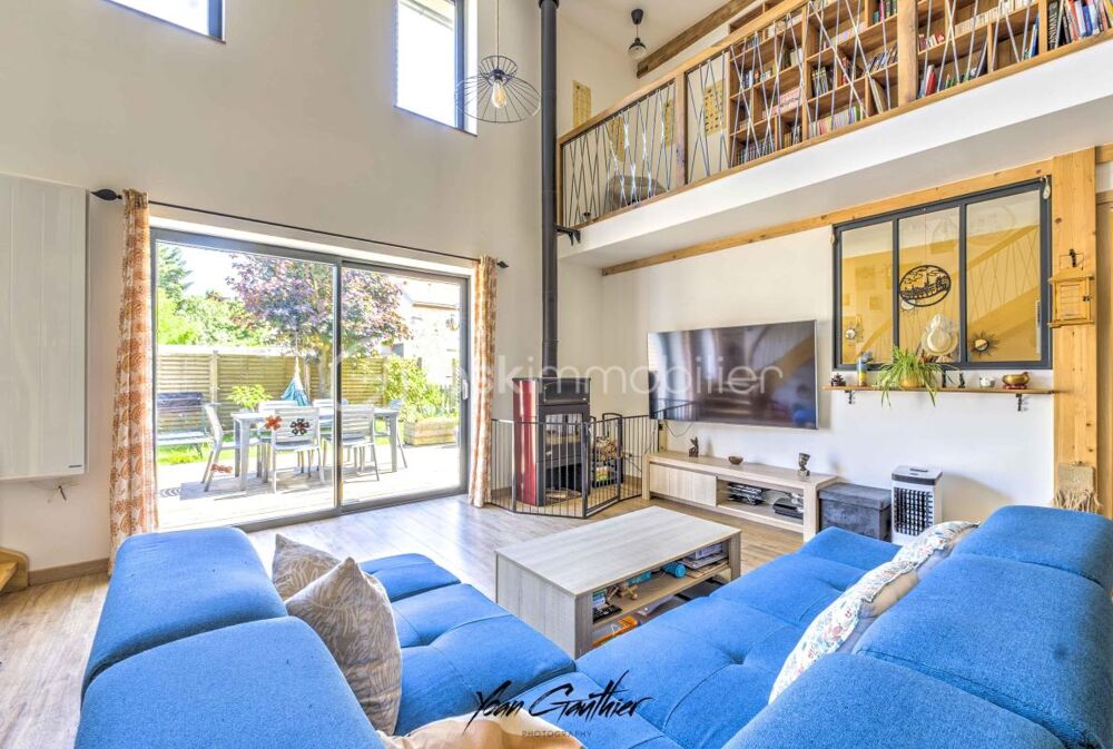 Grange rénovée dexception 180 m2  Volumes, lumière et prestations de qualité