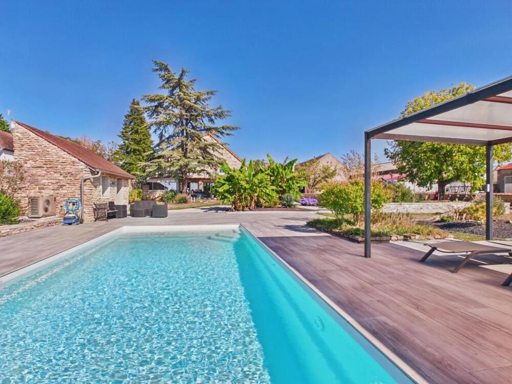 Vente Propriété/Château MAISON 267 M² + 3 LOGEMENTS INDÉPENDANTS – PISCINE – DÉPENDANCE Bligny les beaune