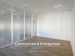   Bureaux 205 m² à louer avec stationnements privatifs au CTMA à VRITROLLES (13) Vitrolles
