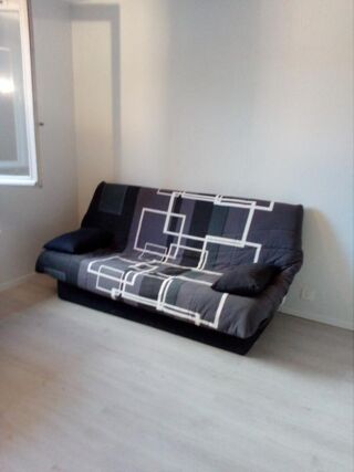  Appartement à louer 1 pièce 19 m²