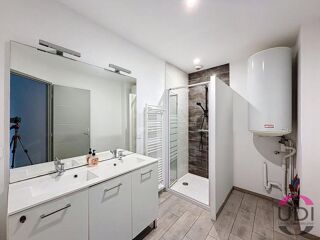  Immeuble à vendre 13 pièces 362 m²