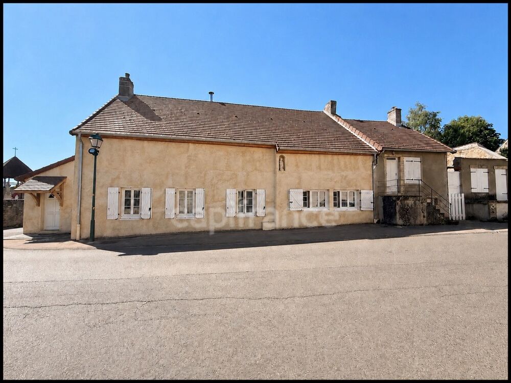 Maison à vendre 7 pièces (71)