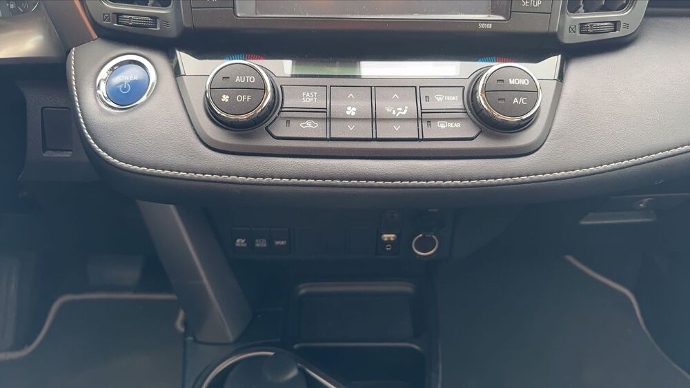 RAV 4 2.5 VVTi 197 Hybrid 2WD E-CVT Dynamic 2018 occasion 76690 Saint Georges Sur Fontaine