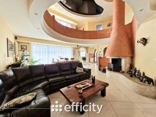  Maison � vendre 6 pi�ces 242 m�