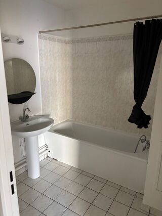  Appartement à louer 2 pièces 48 m²
