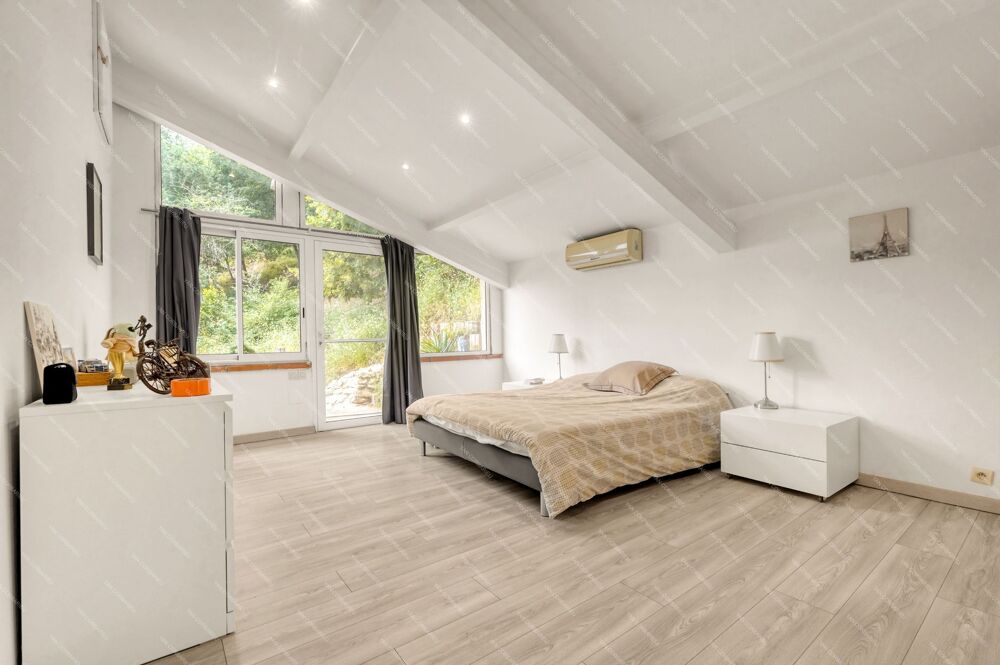 Vente Maison LAGRÂCE-DIEU – MAISON DE CARACTÈRE 5 PIÈCES – 3 CHAMBRES – JARDIN Lagrace dieu