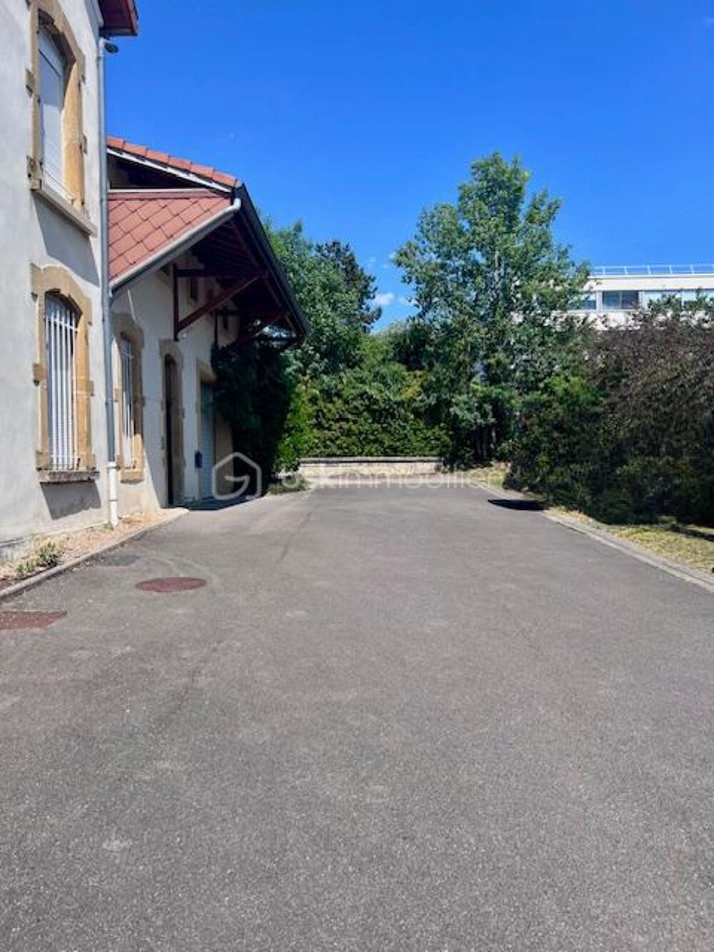 Vente Immeuble Investisseur - Immeuble de rapport + locaux d'activités - Rentabilité 8% Metz