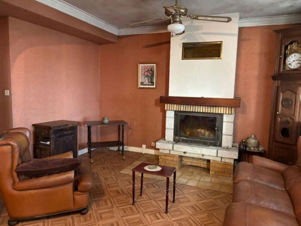 Maison de caractère à rénover -130m² Grand terrain Plomelin