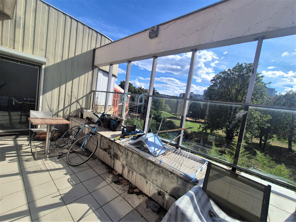 Vente Appartement Appartement 7 pièces 147 m² à Grenoble – Dernier étage avec 2 terrasses sur parc et possibilité garage Grenoble