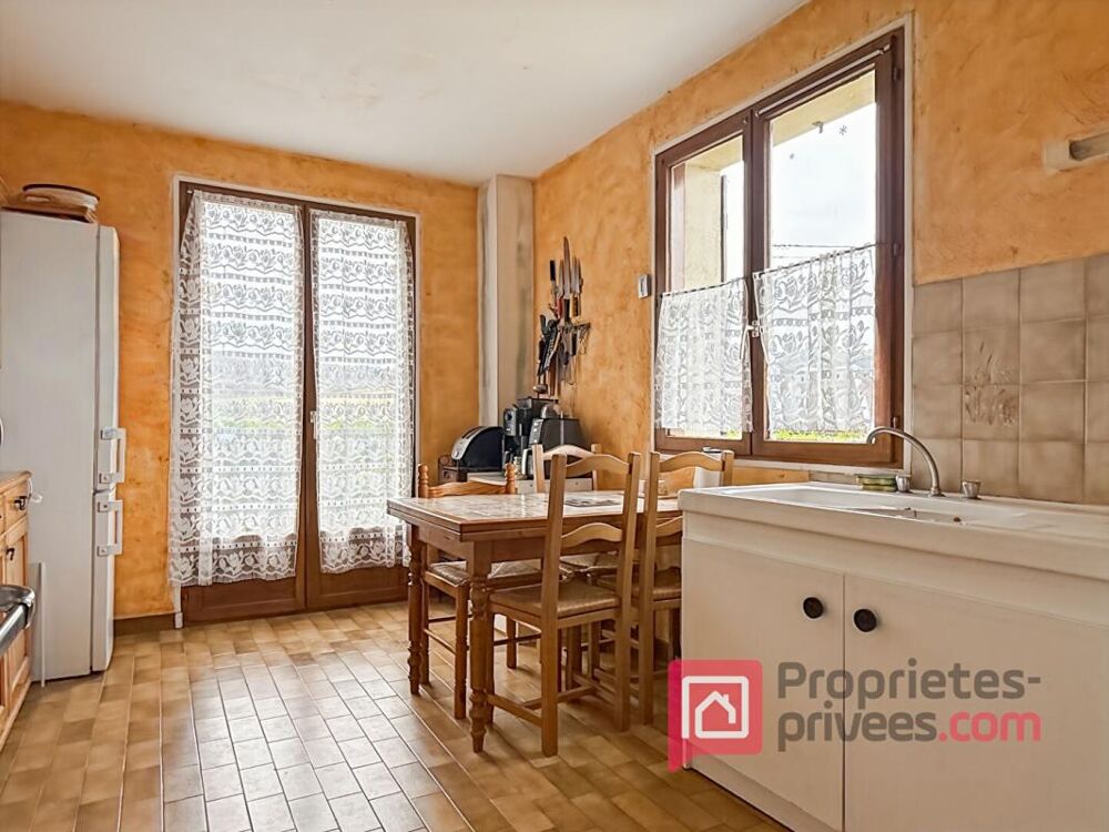 Vente Maison Maison Bertignolles 6 pièce(s) 102 m2 Bertignolles