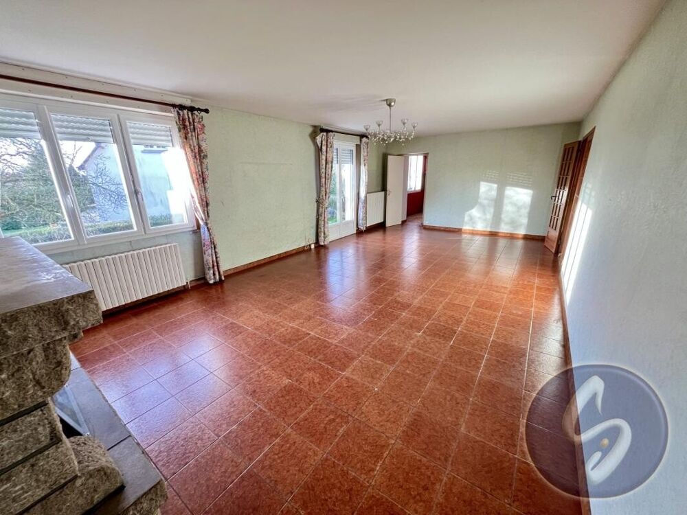 Vente Maison Maison traditionnelle de 133 m² - 4 chambres - Terrain 930 Saint marcel
