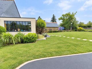  Propriété/château à vendre 5 pièces 131 m²