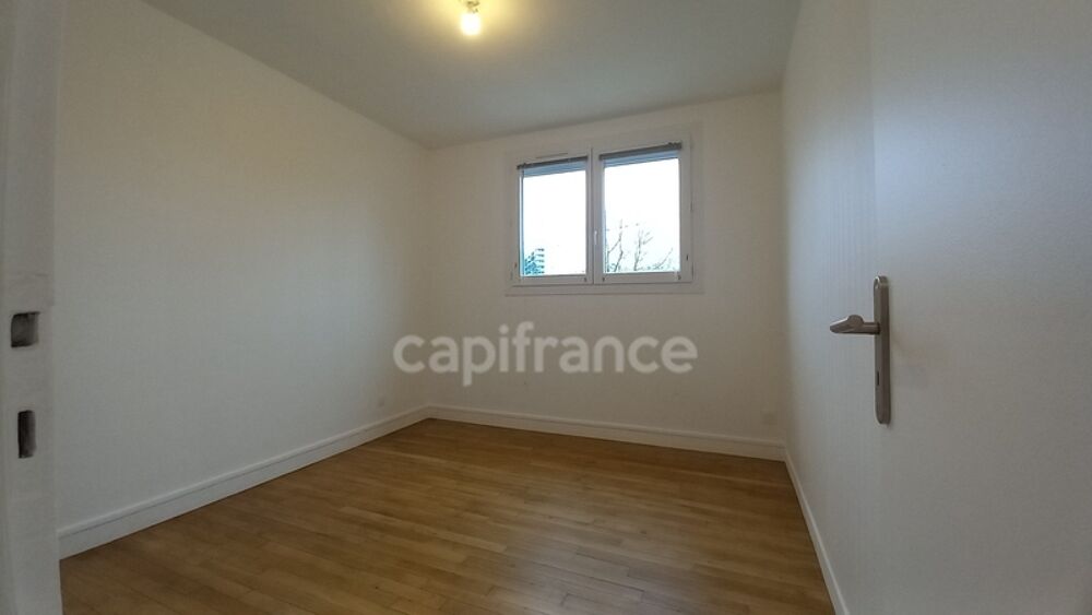 Vente Appartement Dpt Vienne (86), à vendre POITIERS appartement T3 de 100 m² + garage + parking Poitiers