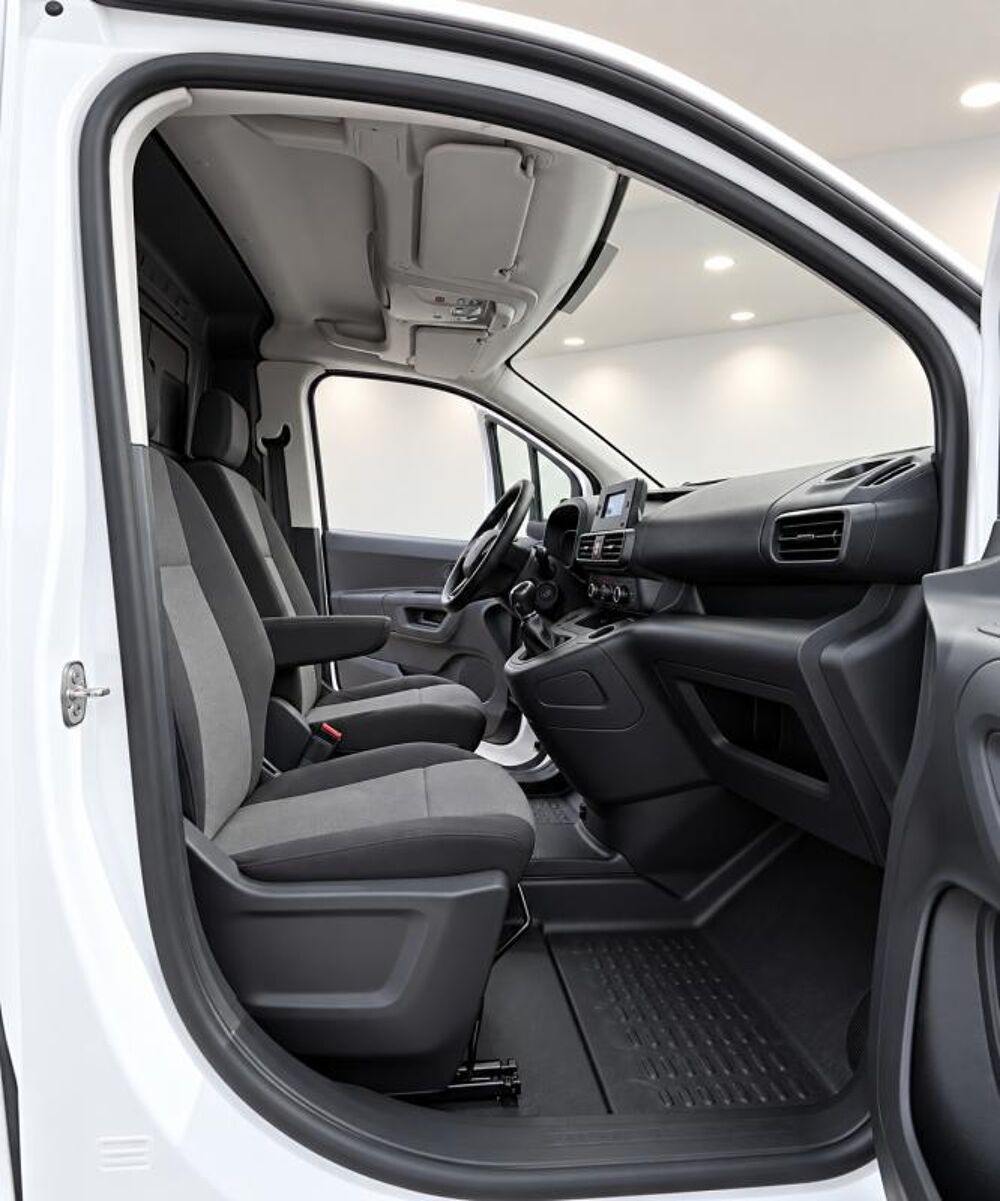 Berlingo 1&deg; Main / 1.5l B HDI 75cv Version Club CLIM/T&eacute;l/R&eacute;gul/Limit 2020 occasion 60430 Abbecourt