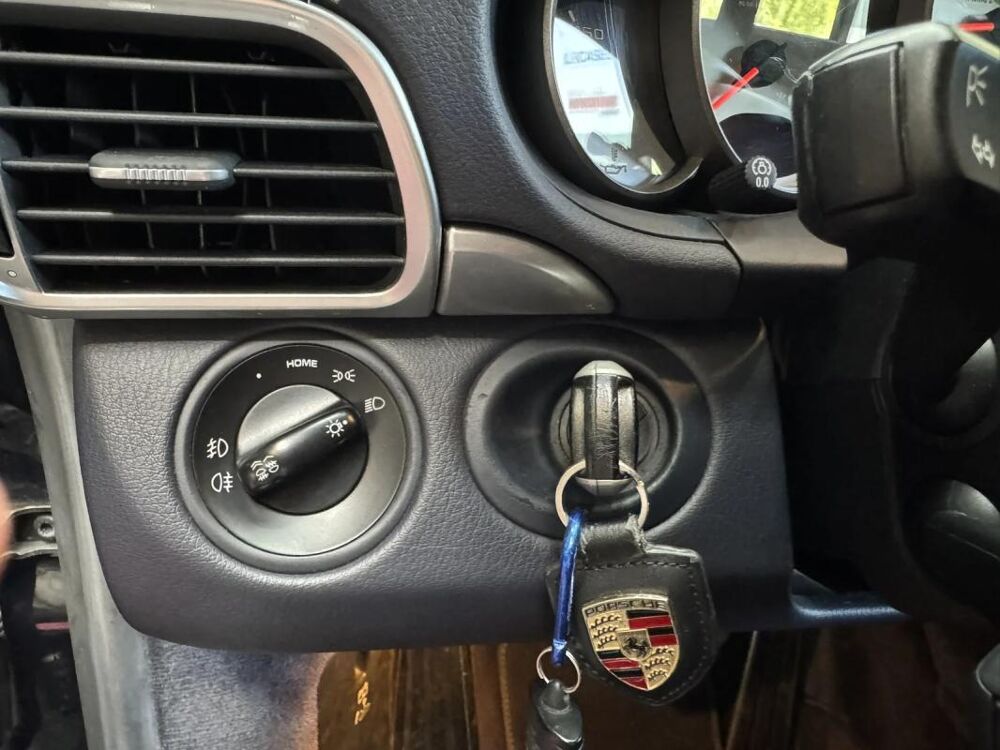 911 Carrera S Coup&eacute; 3.8i Tiptronic A 2006 occasion 73000 Chambery