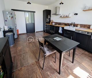  Propri�t�/ch�teau � vendre 5 pi�ces 210 m�