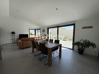  Villa à vendre 6 pièces 128 m²