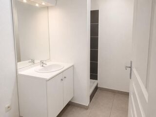  Appartement à louer 2 pièces 51 m²